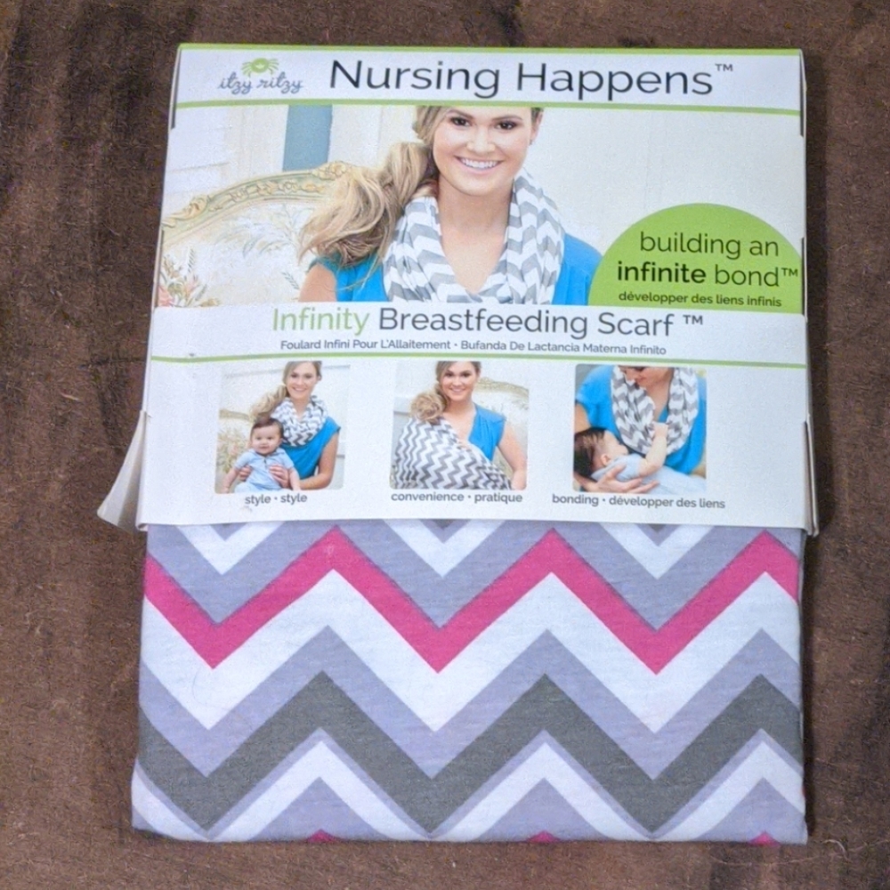 NWT Itzy Ritzy Nursing Infinity scarf